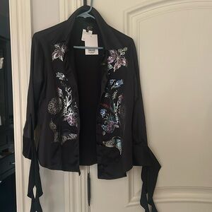 Vintage Roberto cavalli top 
Amazing condition 
Flower buttons